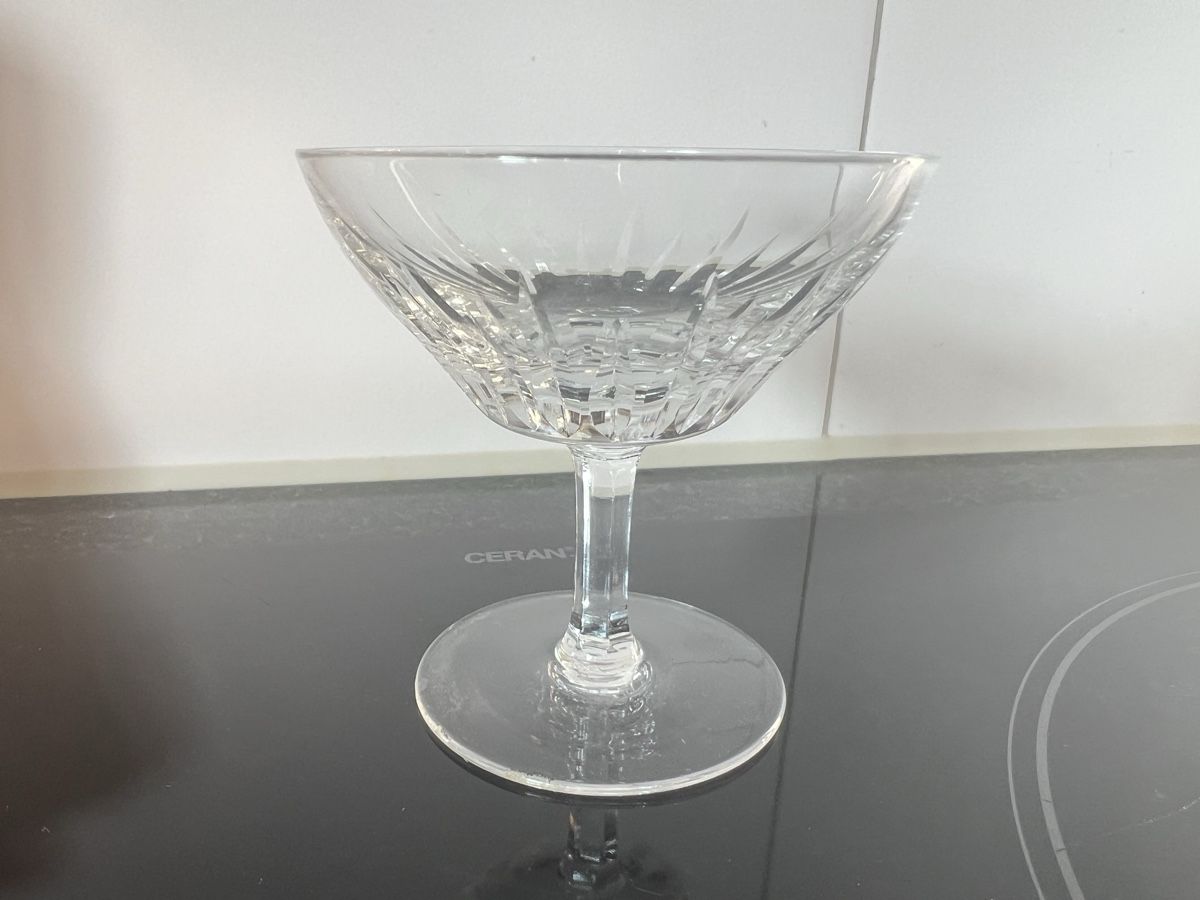 Verres: 12 kleine Kristall Coupé Gläser – D'occasion à Zürich par barbaraaegler