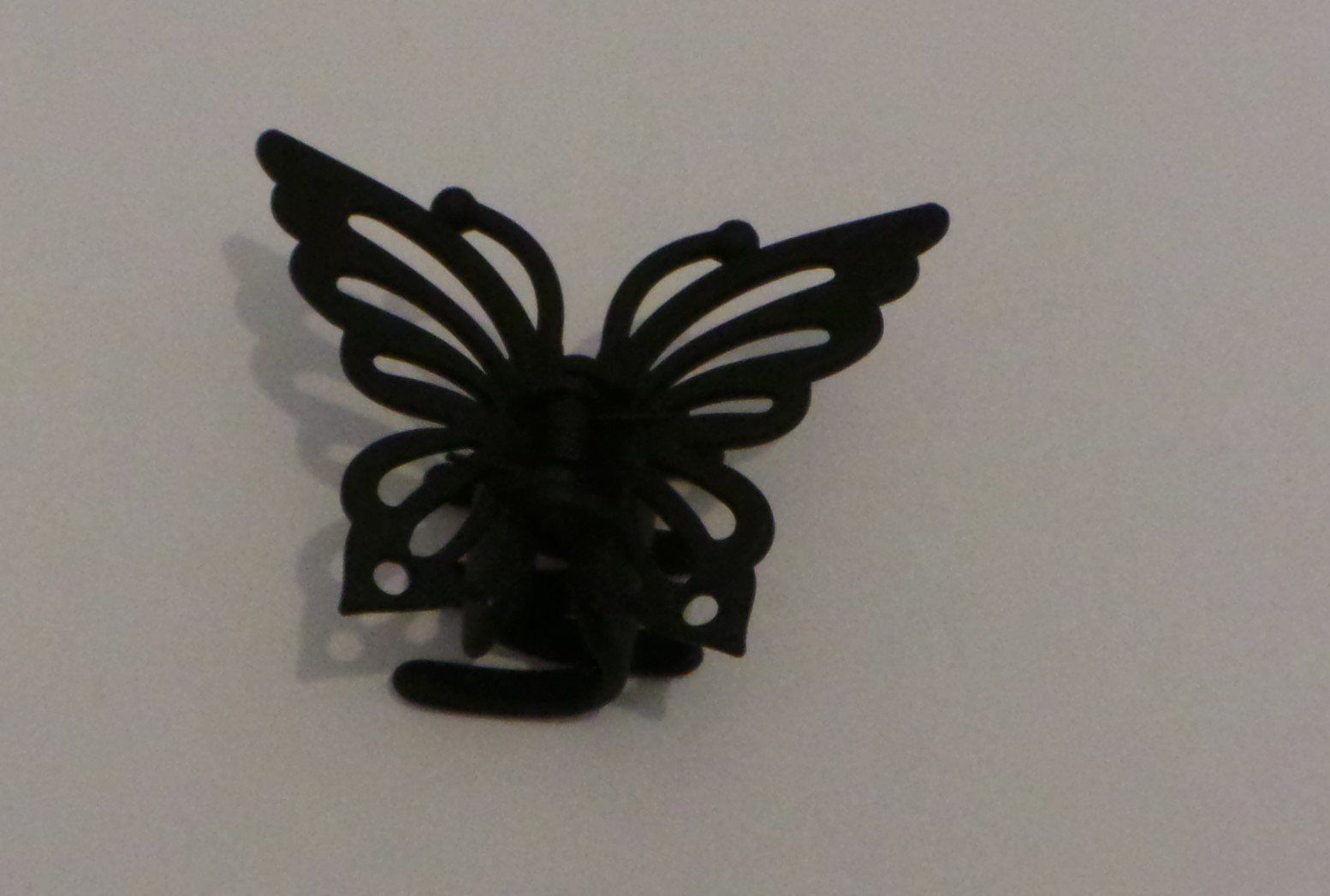 Accessori per capelli: Schwarze Haarspange Schmetterling – Usato da Flamatt venduto da Tattoo18