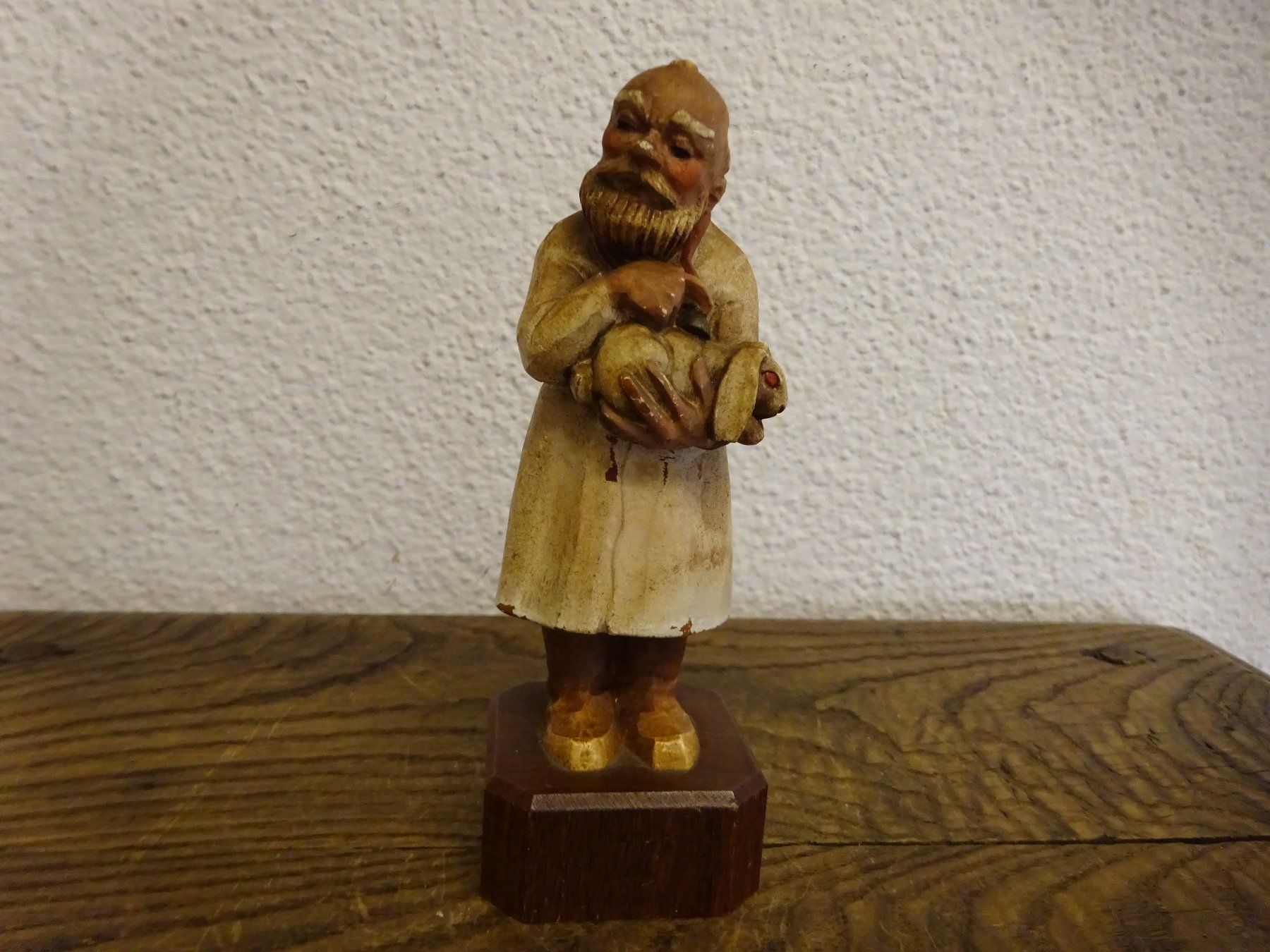 Sculture & Statue: Lustiger Tierarzt + Hase – Usato da Esslingen venduto da eintagammeer