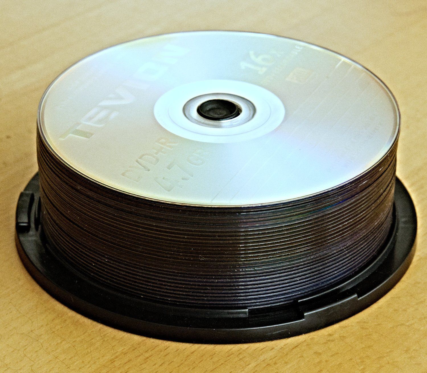 Tutti i DVDs: DVD-R / DVD+R  29 Rohlinge neu – Nuovo (secondo la descrizione) da Rüti ZH venduto da Noldisax