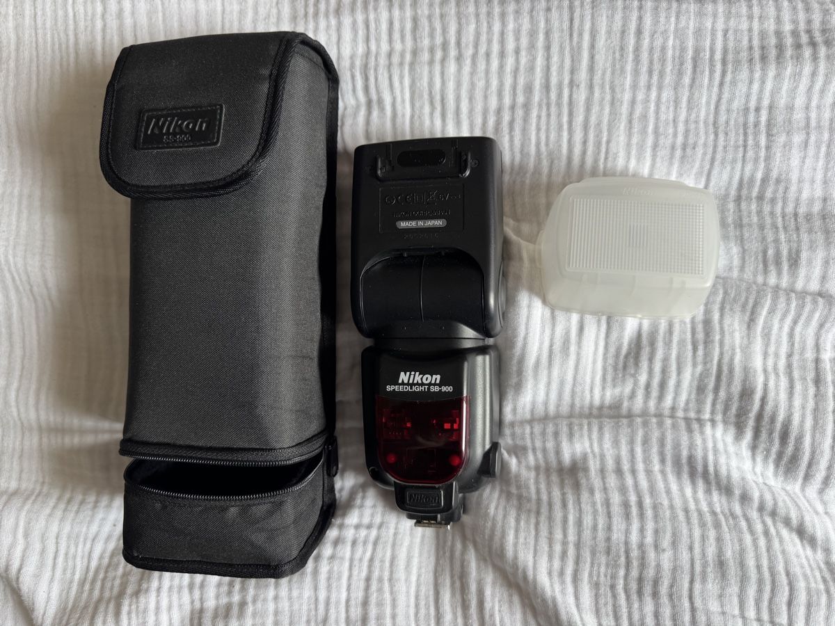 Nikon Fotocamera: Kit Nikon D850 complet – Nuovo (secondo la descrizione) da Echandens venduto da woodioch 7