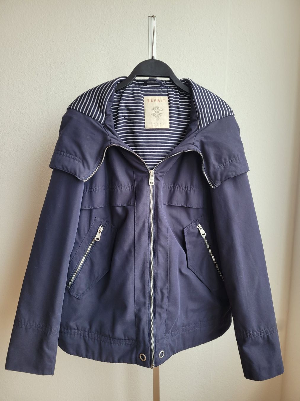 Esprit Giacche: Imperméable bleu marine ESPRIT – Usato da Villars-sur-Glâne venduto da ninisabri