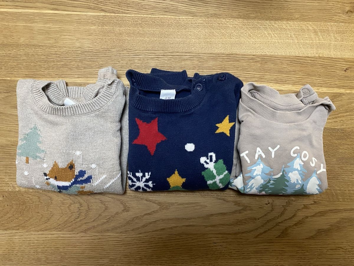 H&M Lotti & Set di vestiti: 3 Weihnachtspullover H&M Set Grösse 80  – Usato da Rizenbach venduto da flavia.p