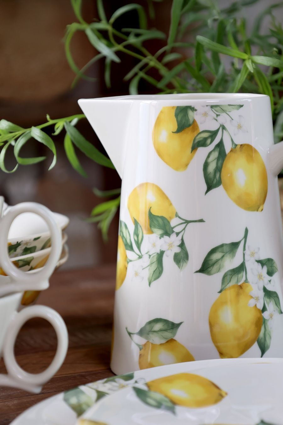Caraffe: Chic Antique Krug "Maison Citron" – Nuovo e nell'imballaggio originale da Innertkirchen venduto da Glatthard-Interior 1