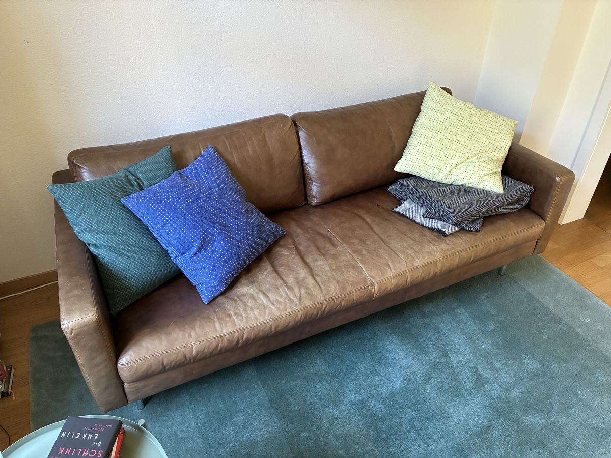 Divani: Gemütliches Sofa aus Leder, braun – Usato da Luzern venduto da hallodani 3