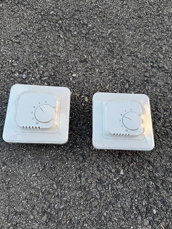 Schalter: UP Raumthermostat 230V – Gebraucht aus Cham von Andrin_21