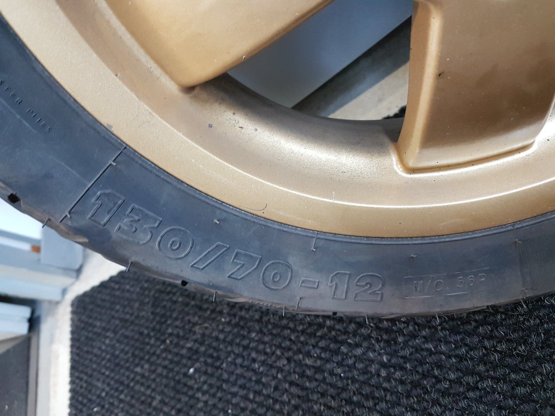 Piaggio Alle Motorradersatzteile: Vespa Felgen GTS gold – Gebraucht aus Uitikon Waldegg von  1