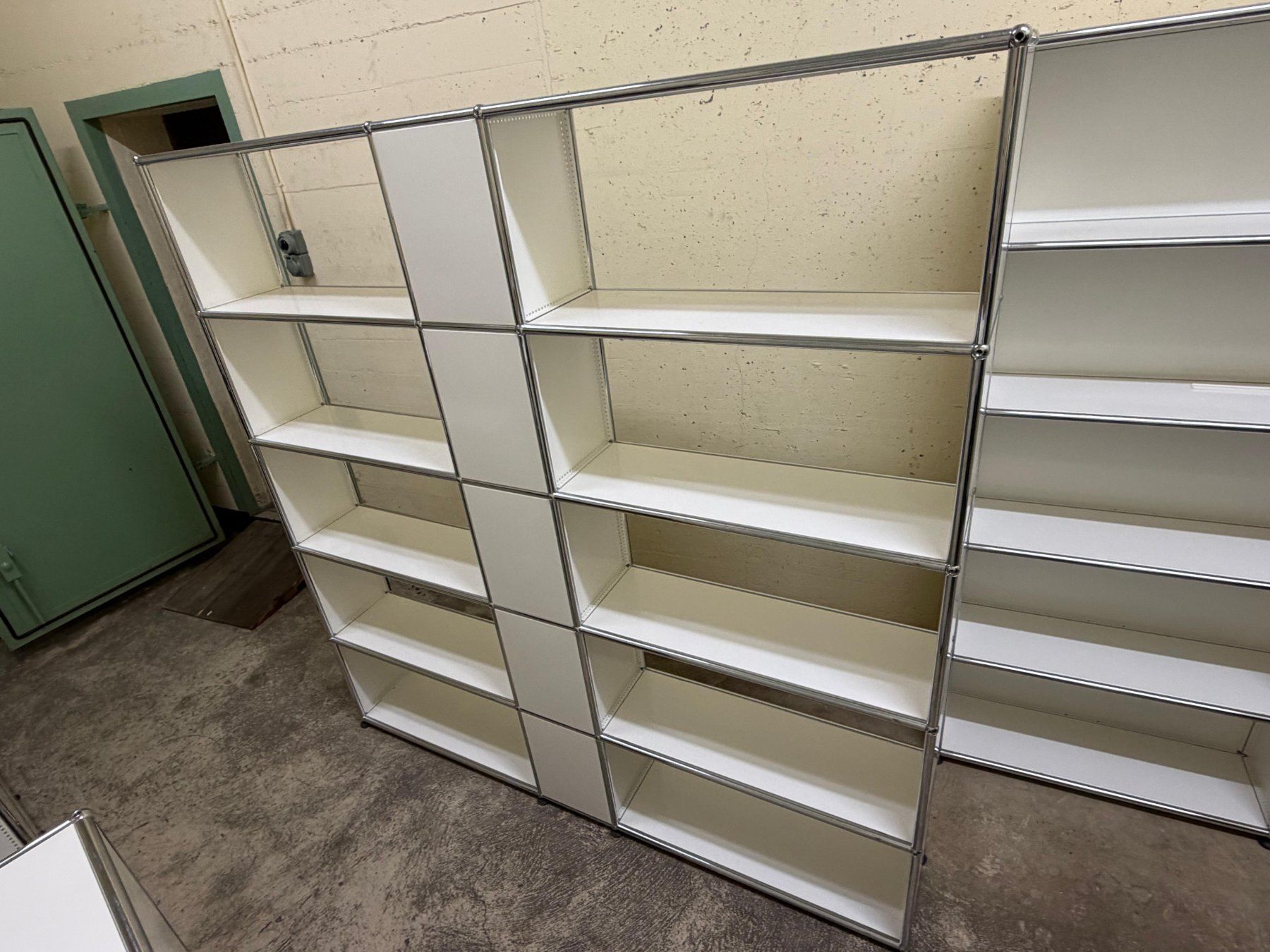 USM Scaffali: Original USM Haller Regal – Usato da Tann venduto da kristi8282 2