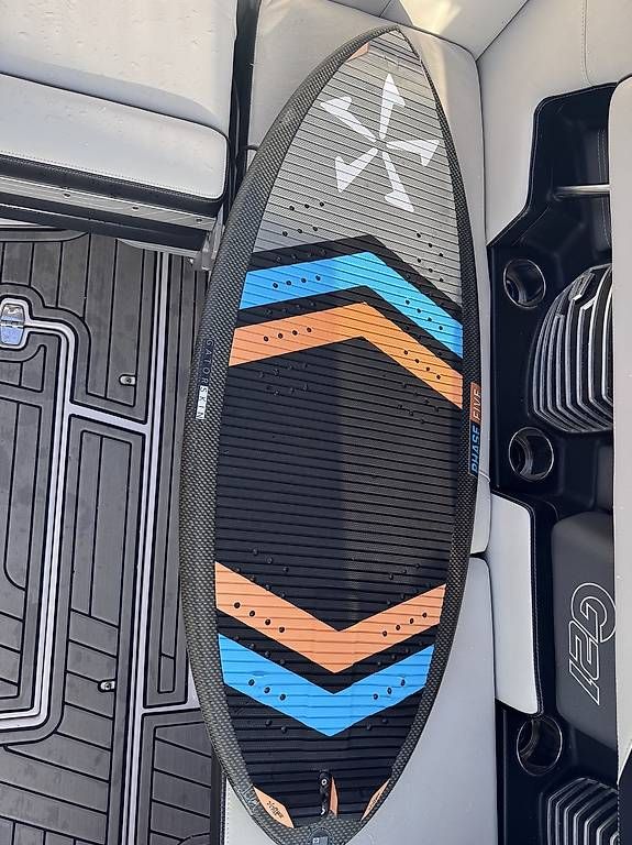 Planches de surf: Wakesurf phase five MVP 53 – D'occasion à Prangins par Joo_2zgm