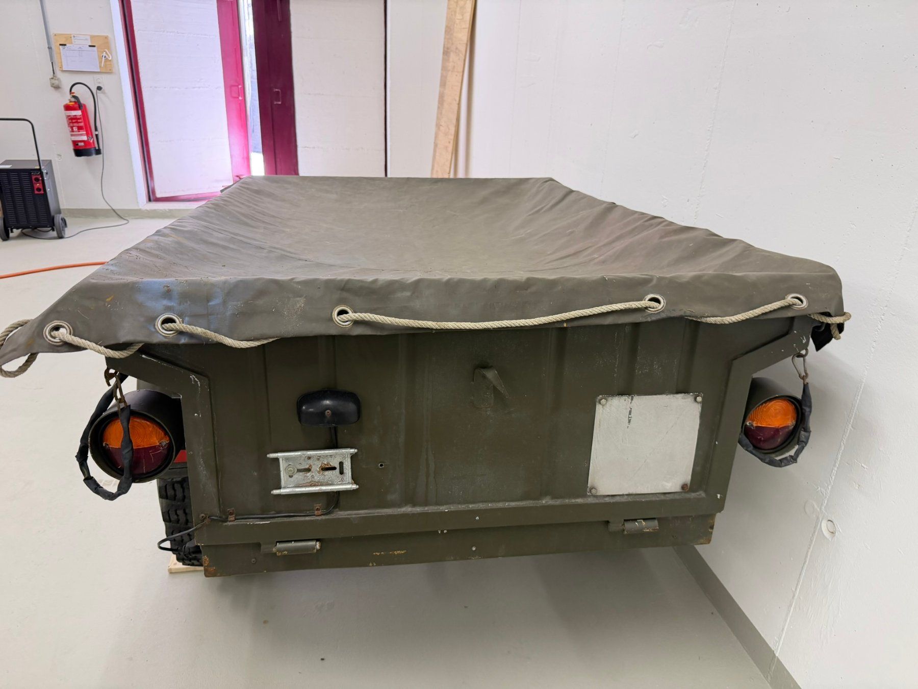 Rimorchi: Jeep Anhänger – Usato da Baldingen venduto da Lancos 2