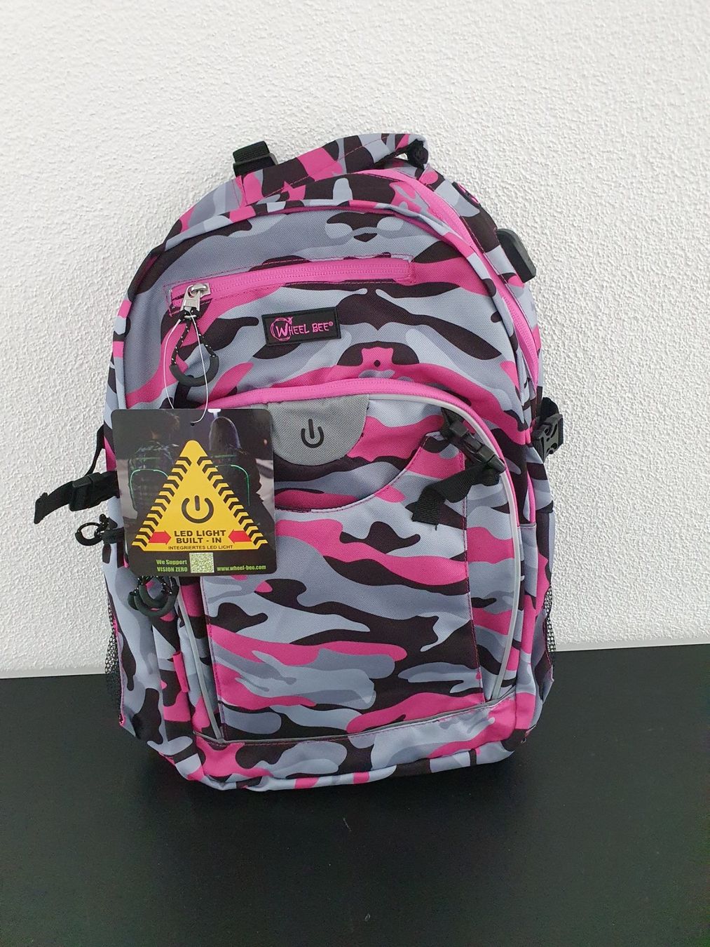 Zaini: Neu - Wheel Bee - Schulrucksack mit LED – Nuovo e nell'imballaggio originale da Dagmersellen venduto da Jarsetz_Restposten