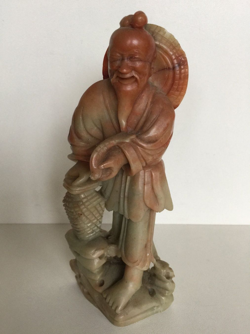 Statuette: Statuette sage chinois avec poisson – Usato da Cossonay-Ville venduto da Les_1001_perles