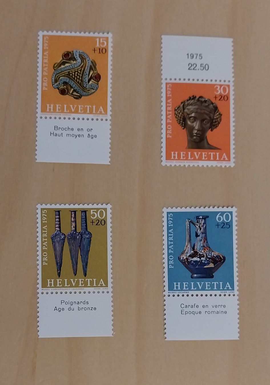 Tutti i francobolli: ProPatria 1975 NON OBLITERE – Nuovo (secondo la descrizione) da Bussigny venduto da jaqual