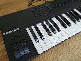 Native Instruments Komplete Kontrol A49