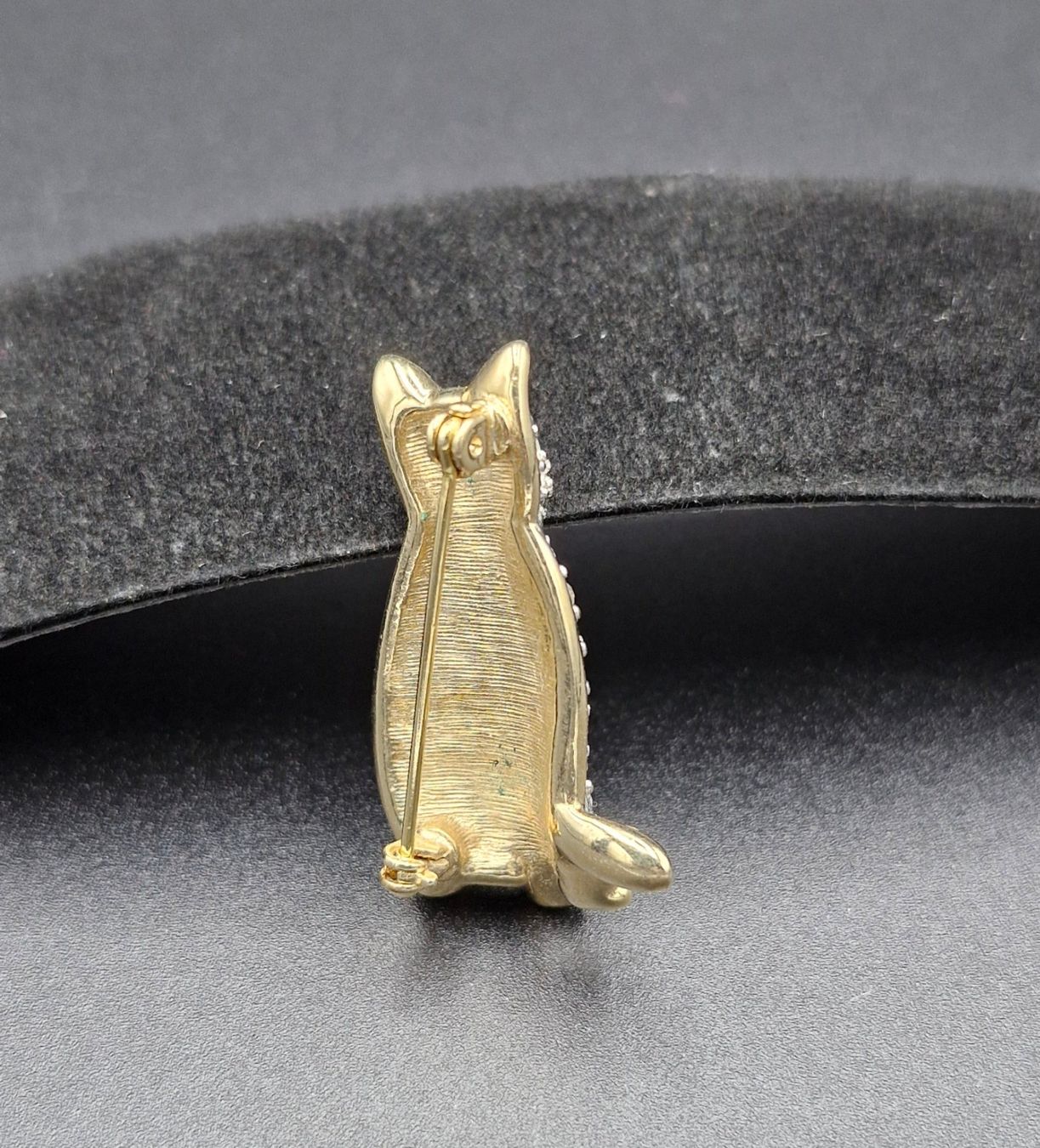 Spille & Fermagli: Blingbling Katze – Usato da Wald ZH venduto da Silena02 1