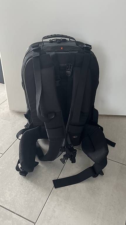 Lowepro Zaini: Lowepro Vertex 200 AW Fotorucksack – Nuovo (secondo la descrizione) da Emmenbrücke venduto da Hamster-Traum 1