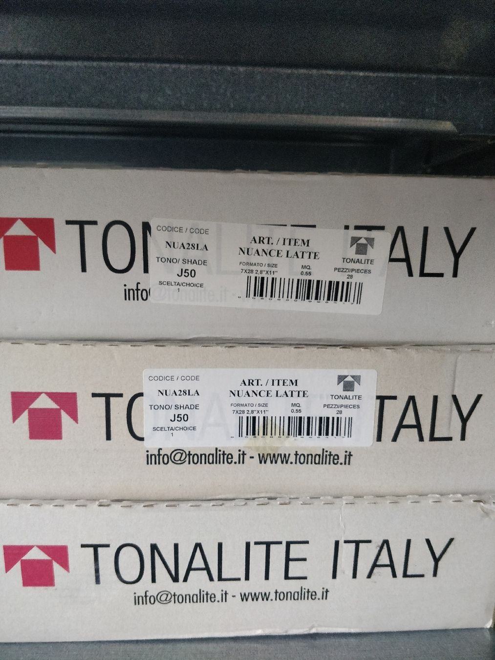 Rivestimenti per pavimenti: Feinsteinzeugplatten Tonelite Italy – Nuovo e nell'imballaggio originale da Zürich venduto da spa_xtd6 3