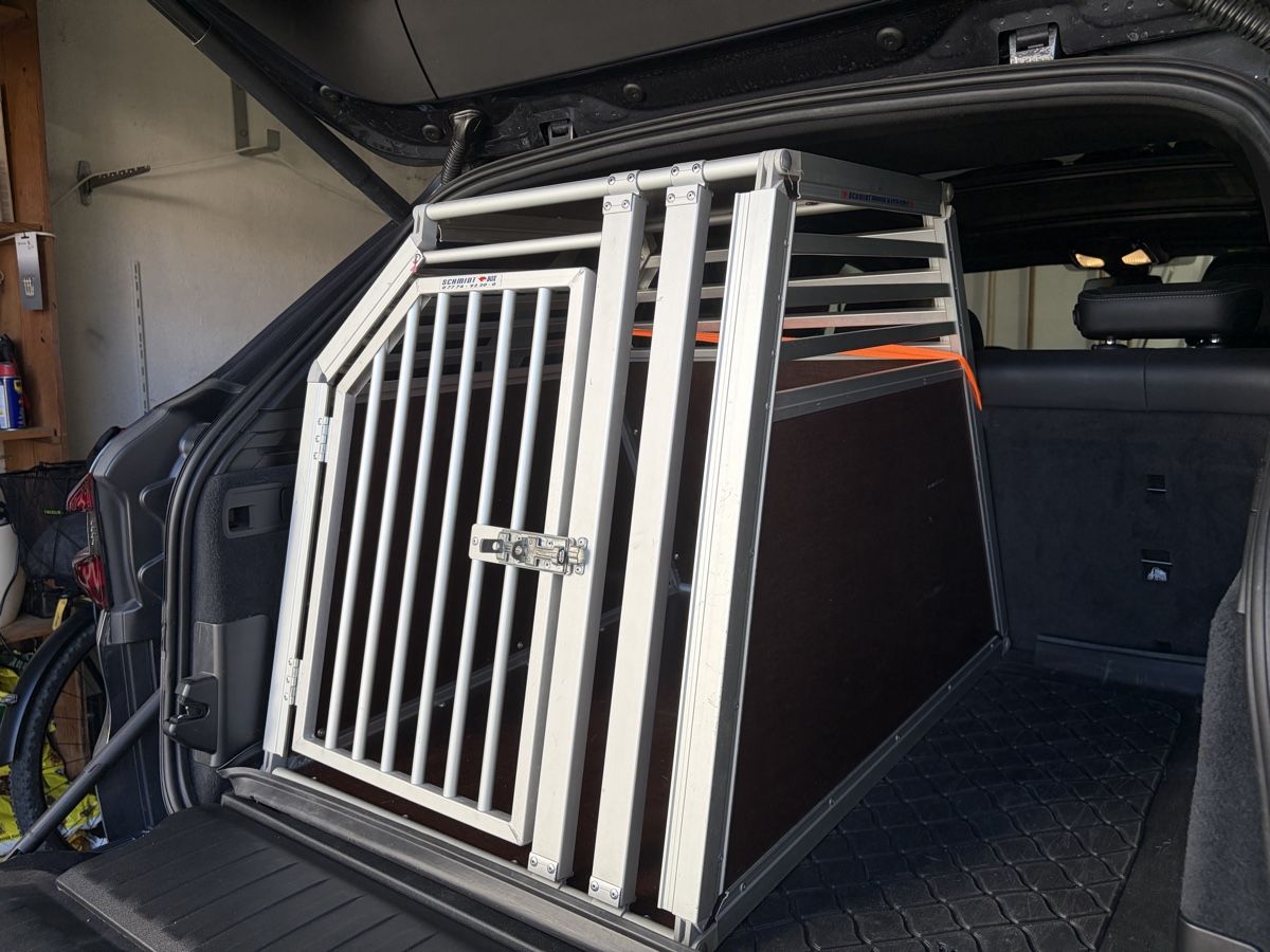 Meiko Käfige, Transport & Sicherheit: Hundebox Schmidt – Gebraucht aus Wil SG von jenny00007 1
