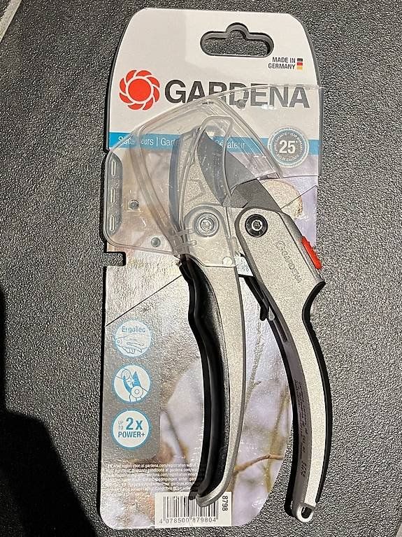 Gardena Alle Werkzeuge: Neu - Gardena Comfort Ratschenschere SmartCut – Neu und originalverpackt aus Matzendorf von CHFBN