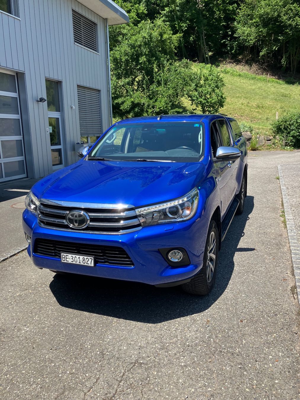 Toyota Automobili: TOYOTA HILUX Premium – Usato da neuenegg venduto da Bobby67