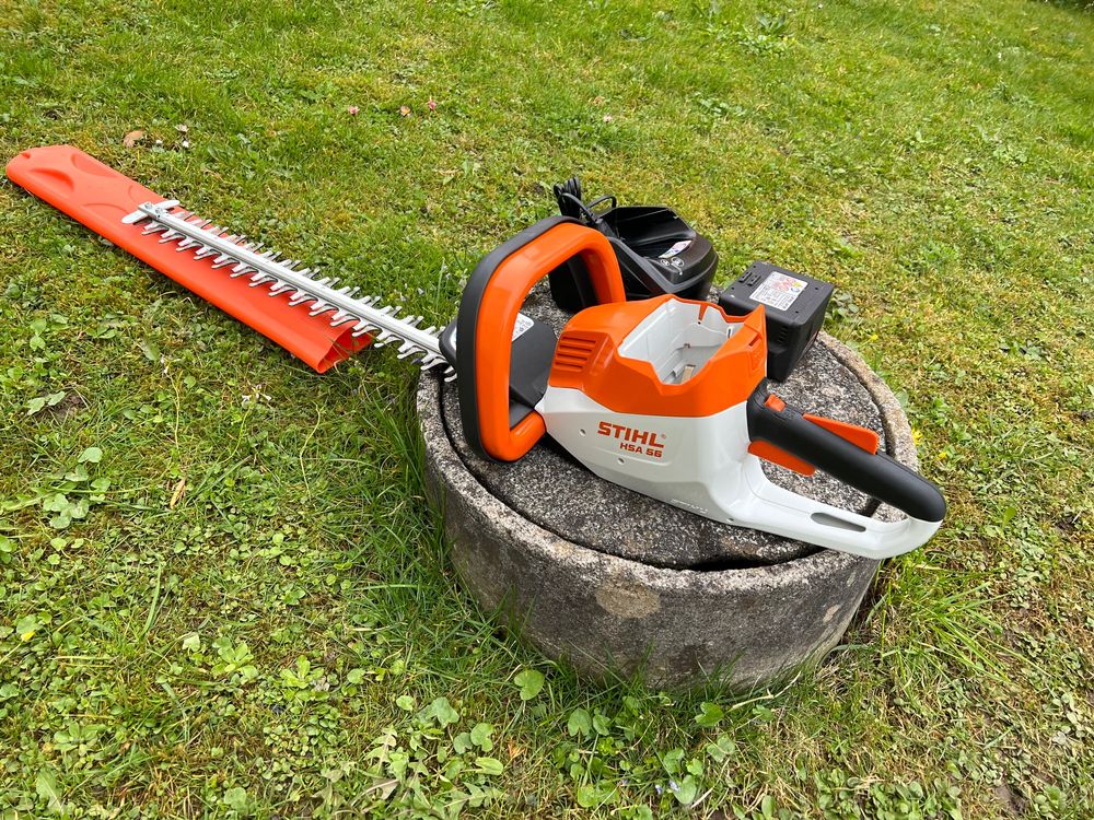 Neuwertig Akku Heckenschere STIHL HSA 56,mit Batary Ladegerä Kaufen