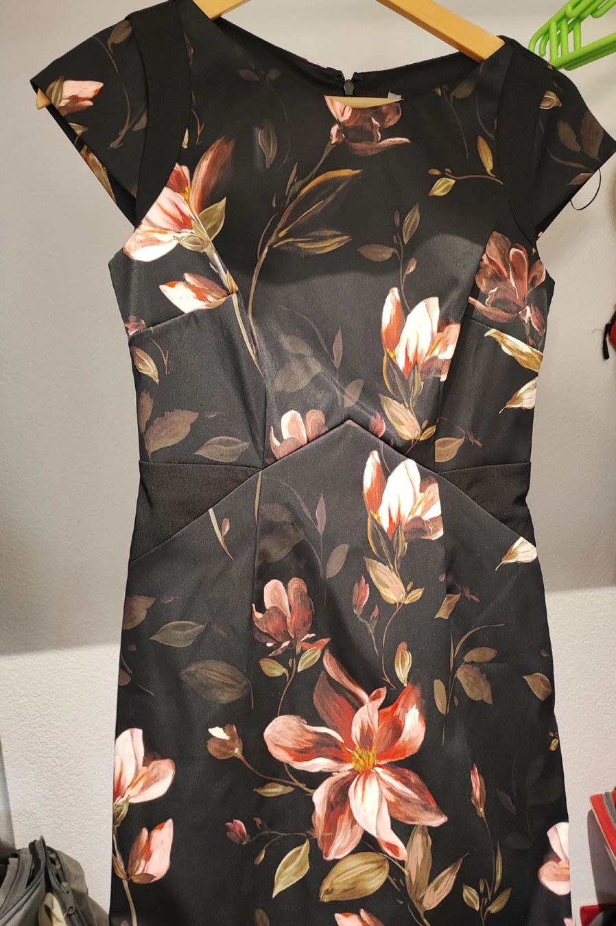 Phase Eight Vestiti: Phase eight dress UK 8 /EU34 – Nuovo (secondo la descrizione) da Berikon venduto da pangding 3