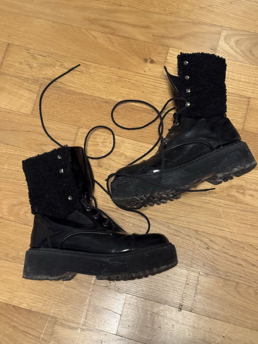 Scarpe da donna: Boots Gr. 37 – Usato da Zürich venduto da lionsk