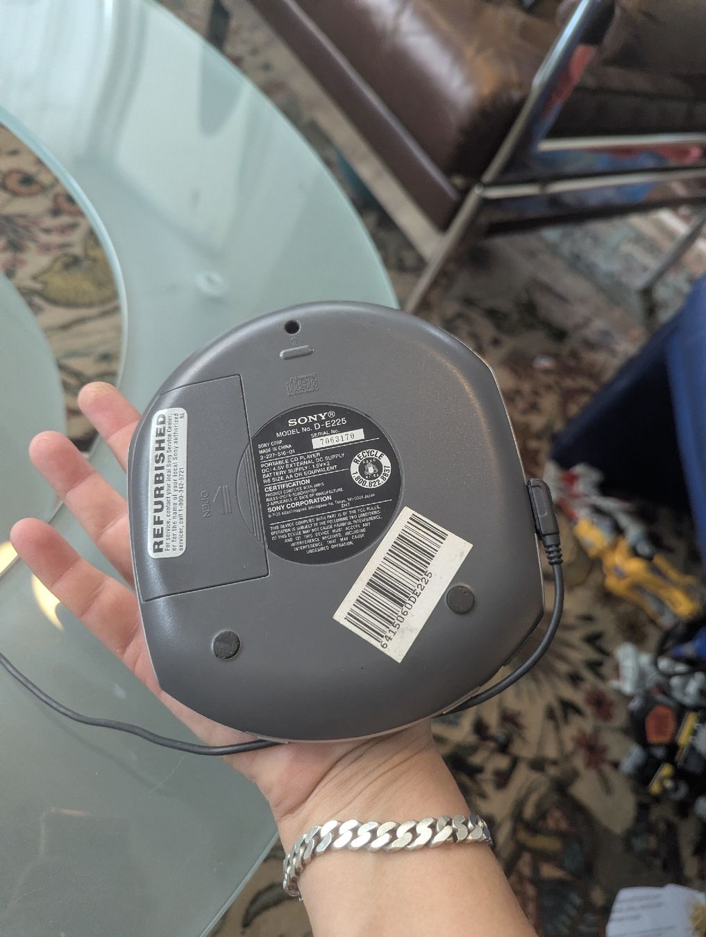 Sony Tragbarer Mediaplayer: Sony Walkman D-E225 Portable CD Player Silver ESPMAX Tested  – Gebraucht aus Erlinsbach SO von Meytalien 2