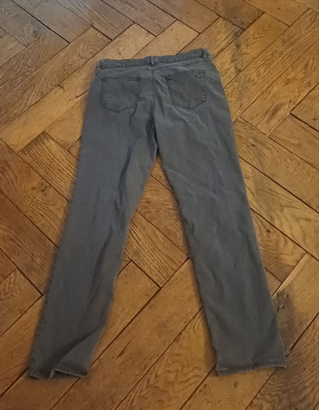 Brax Jeans: Damenjeans Grösse 40 von Brax – Usato da Schönenwerd venduto da pomodor 2
