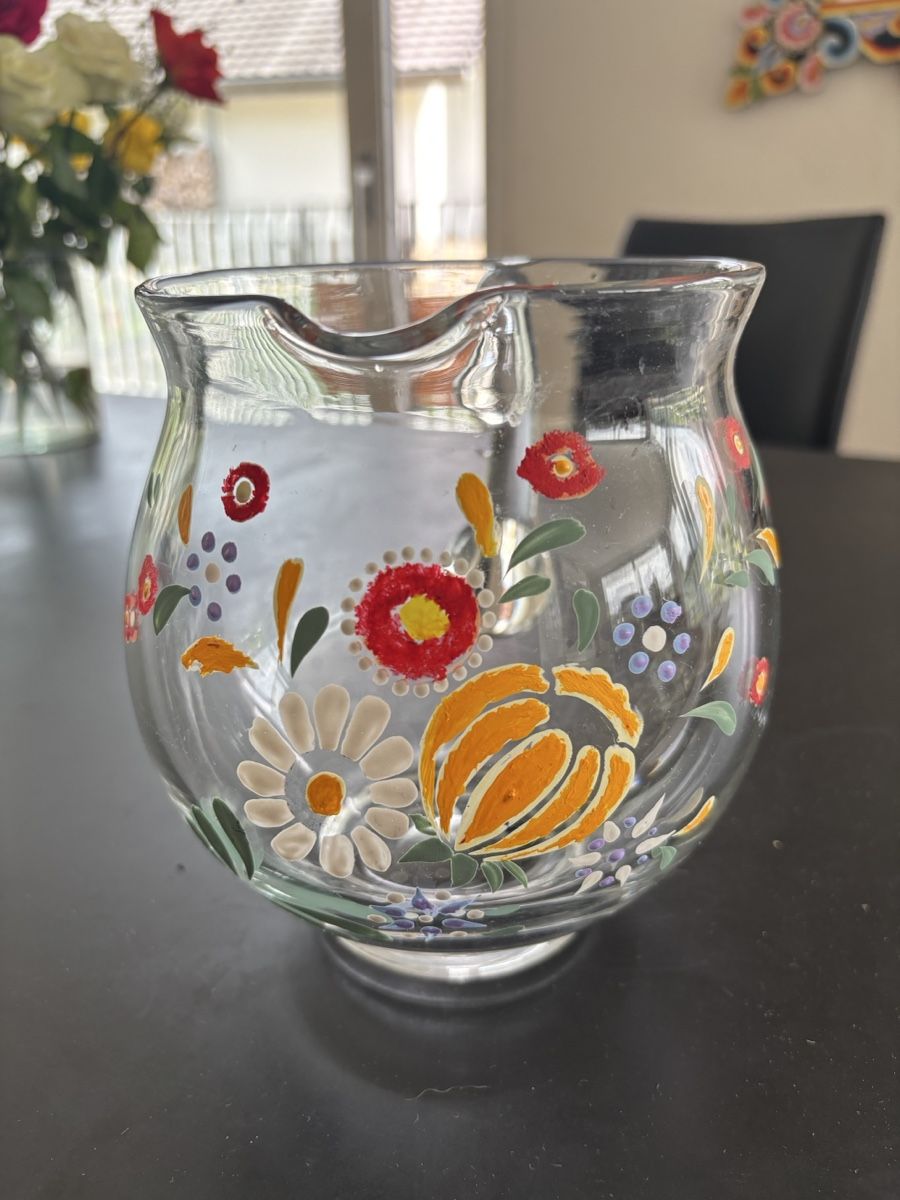Caraffe: Handbemalter Glaskrug mit Blumenmuster, Frühlingsdeko – Usato da Wintersingen venduto da Symphoricarpos