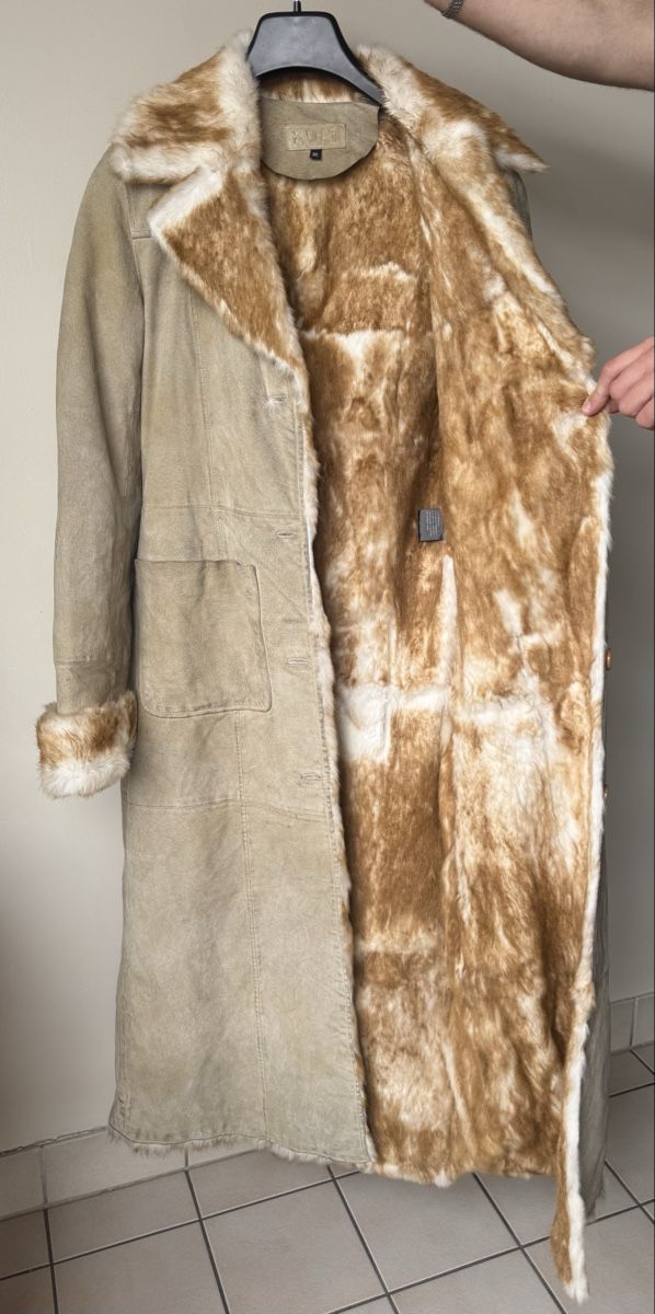 Mäntel: Leather and fur coat  – Gebraucht aus Carouge GE von vit_v5h9