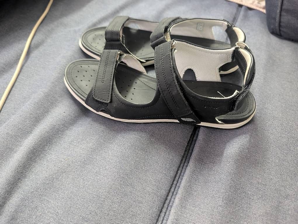 Geox Scarpe da donna: Sandale Geox cuir noir T.39 – Nuovo (secondo la descrizione) da Le Vaud venduto da din_2fj7 2
