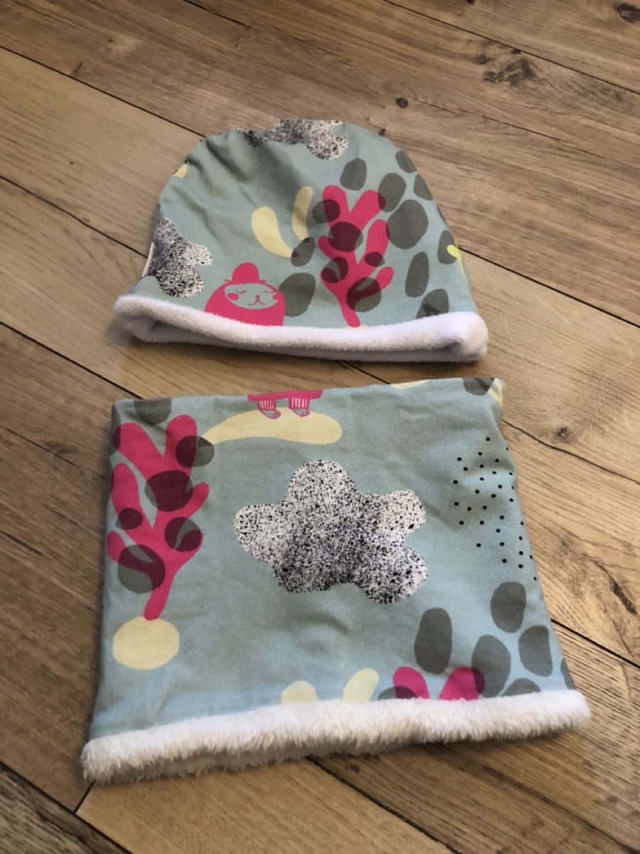Altro abbigliamento per bambina: Bonnet et snood PINK POULET 2-5 ans – Usato da Sornard (Nendaz) venduto da delezedoris