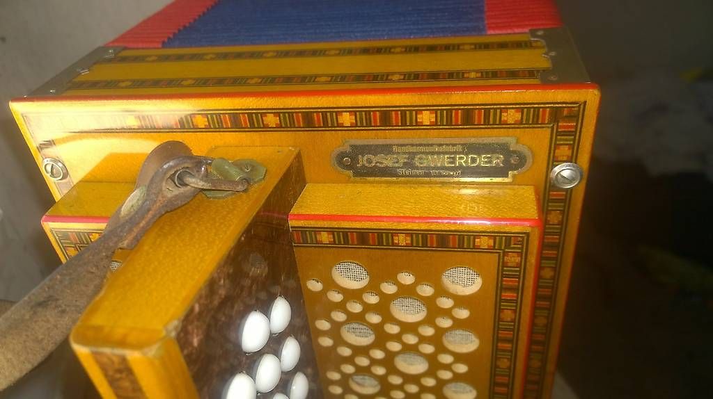 Strumenti musicali: seltene Rarität Gwerder Schwyzerörgeli – Usato da Matt venduto da feinmechuhr 4
