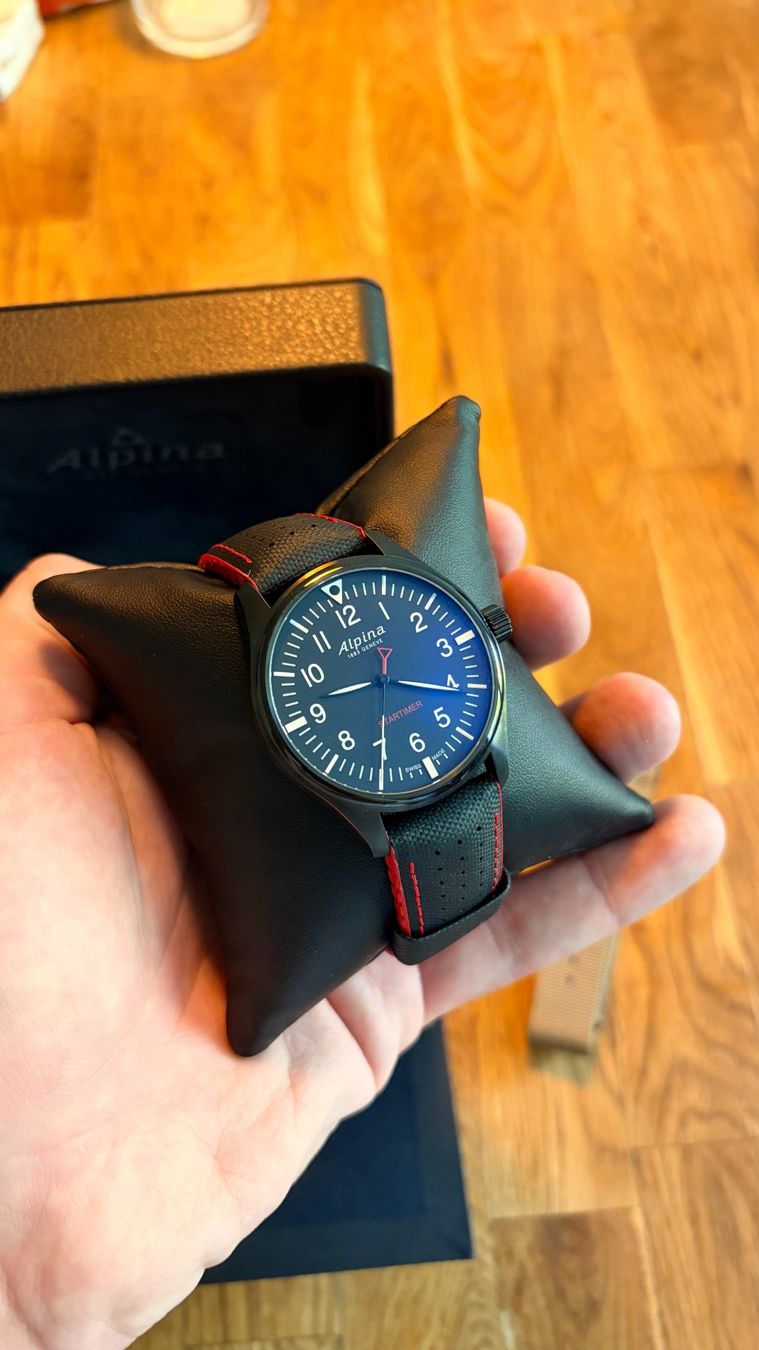 Alpina Montres: Montre Alpina Startimer Pilot Quartz 42mm – Neuf avec emballage d'origine à Lausanne par seb.mcs 5