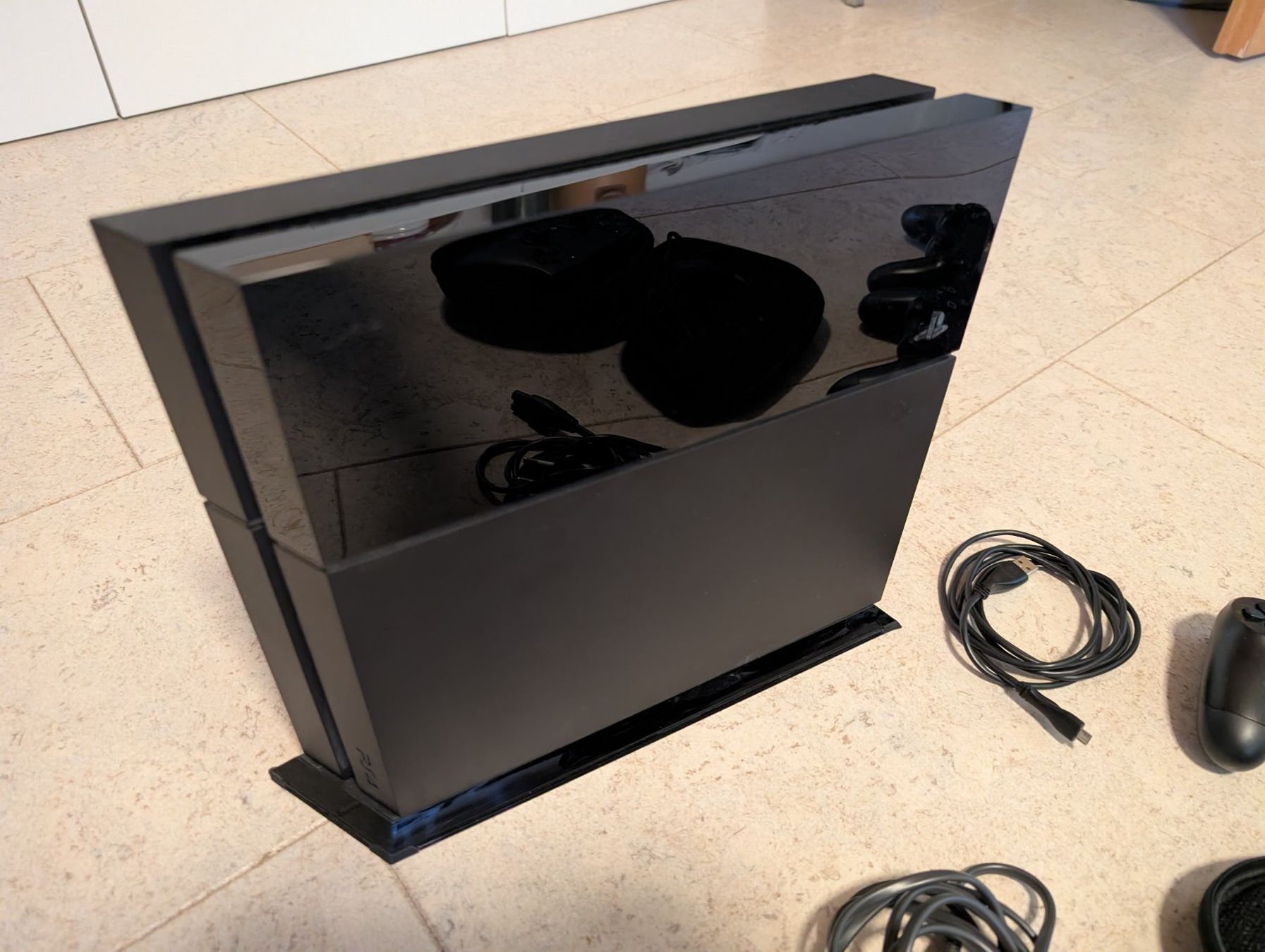 Sony Console: Playstation 4 – Usato da Bowil venduto da mr-jackei