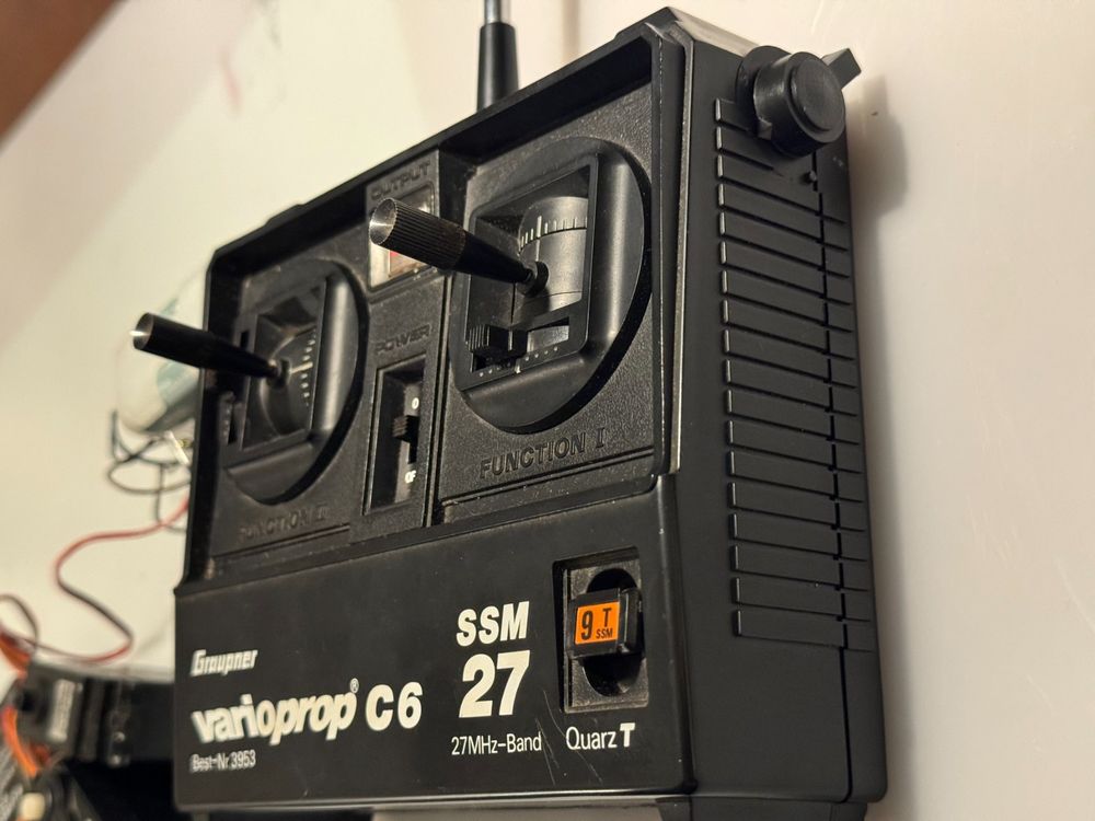 Set Graupner Varioprop C6 SSM27-émetteur+ recepteur+ 3servos (D ...