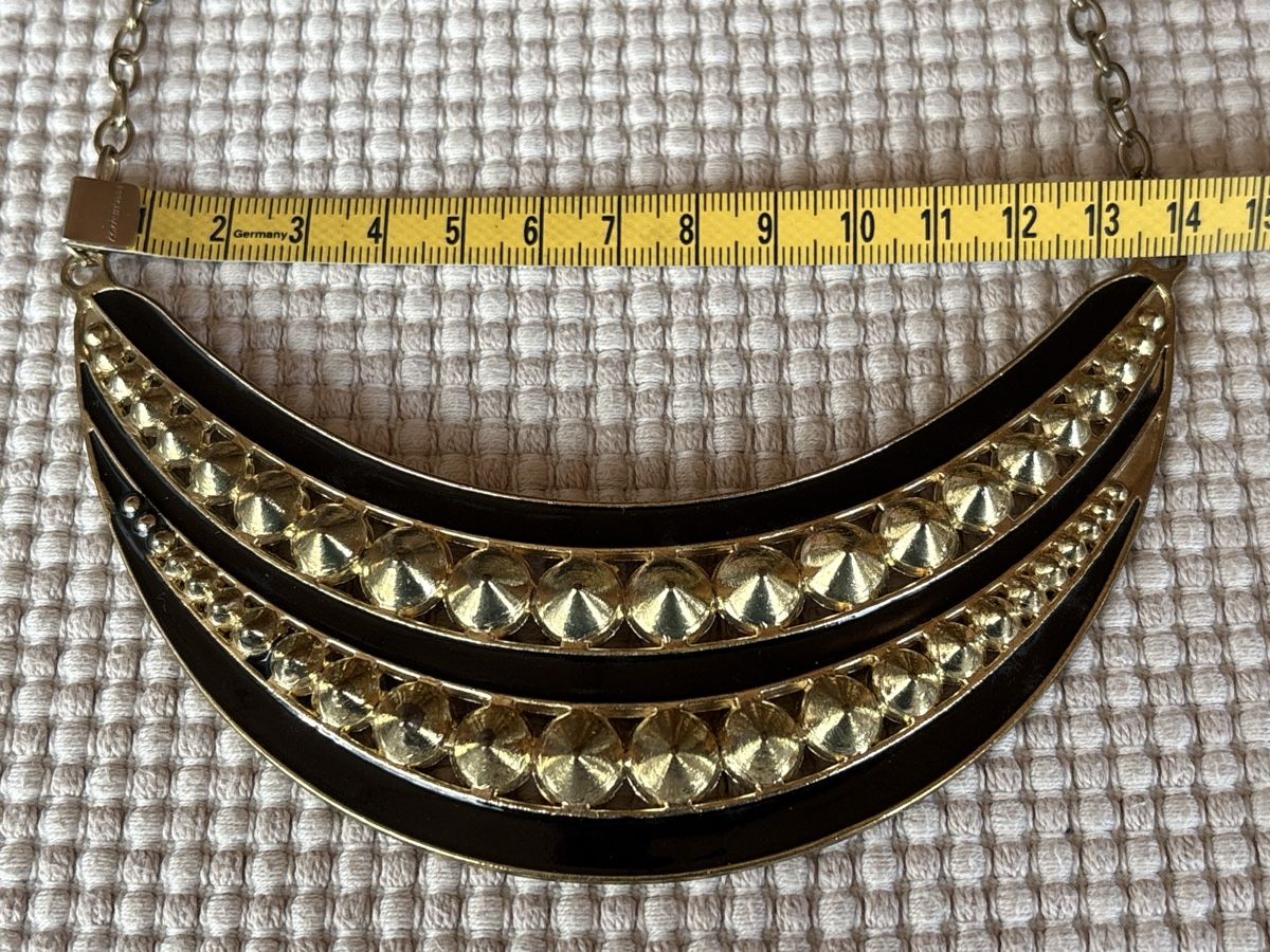 Colliers: Modeschmuck Kette mit Nieten – D'occasion à Rümlang par resale35 1