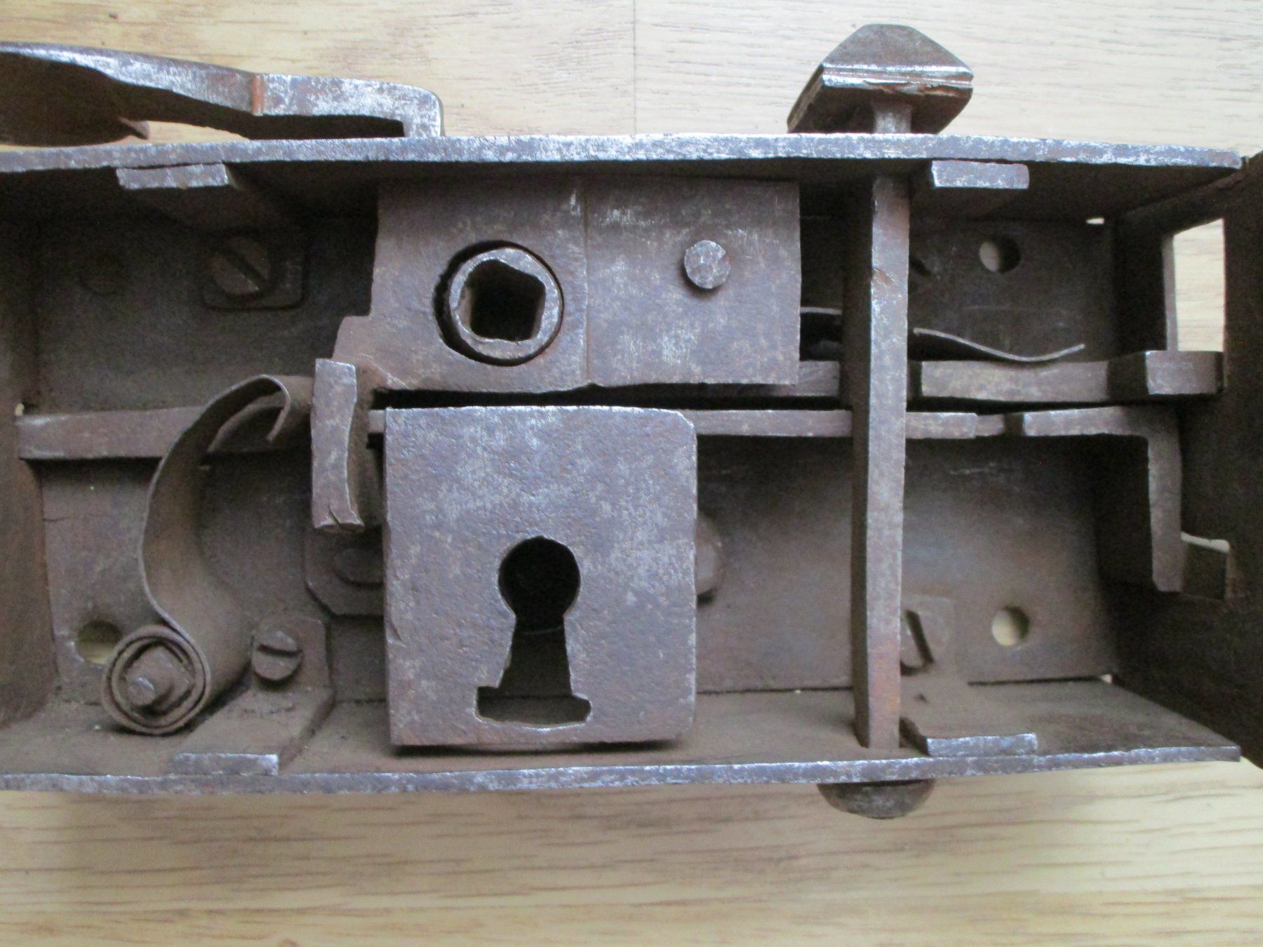 Cadenas: Antikes Türschloss geschmiedet – D'occasion à Heimberg par Lupo57 1