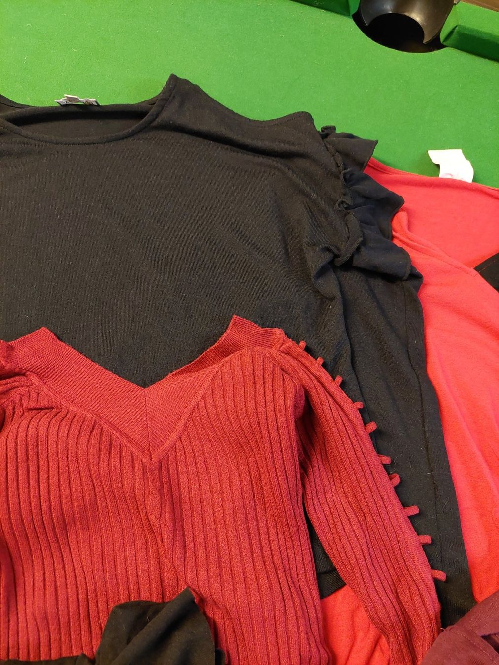 Pullover & Sweatshirts: Pullover Set 5 Stück – Gebraucht aus Wynau von Meysi 3