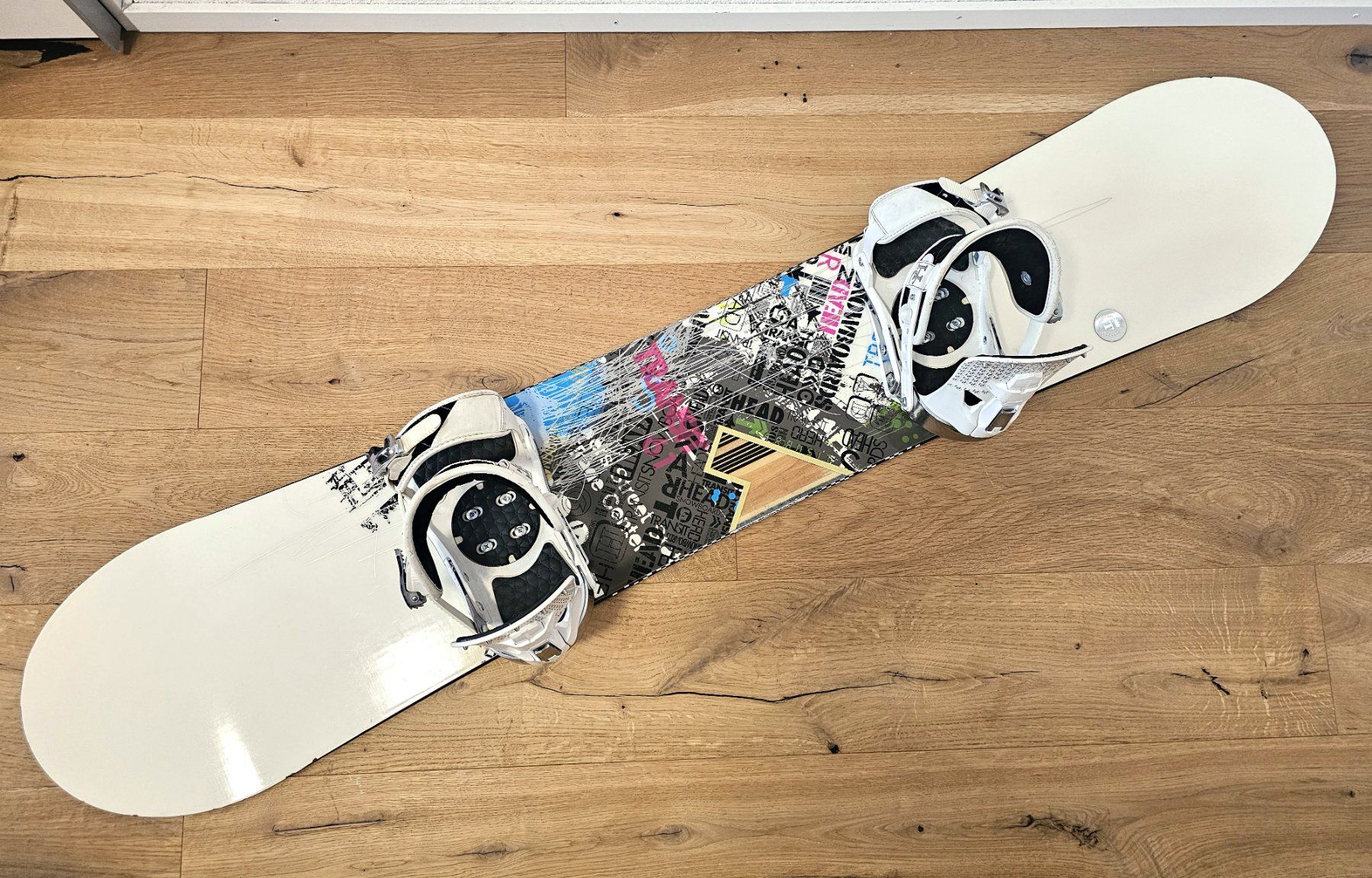 Head Boards: HEAD TRANSIT 161, mit ROSSIGNOL HC 2000  Bindung Large – Gebraucht aus Aarau Rohr von Mmiracle