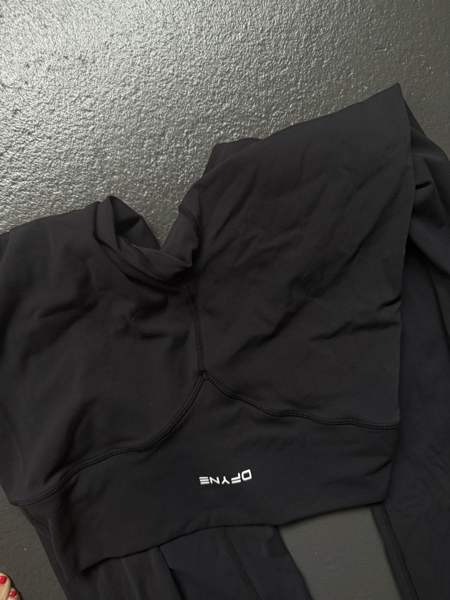 DFYNE Leggings: Dfyne Flared Pants Leggings Hose schwarz S – D'occasion à Winterthur par vic_1256 3