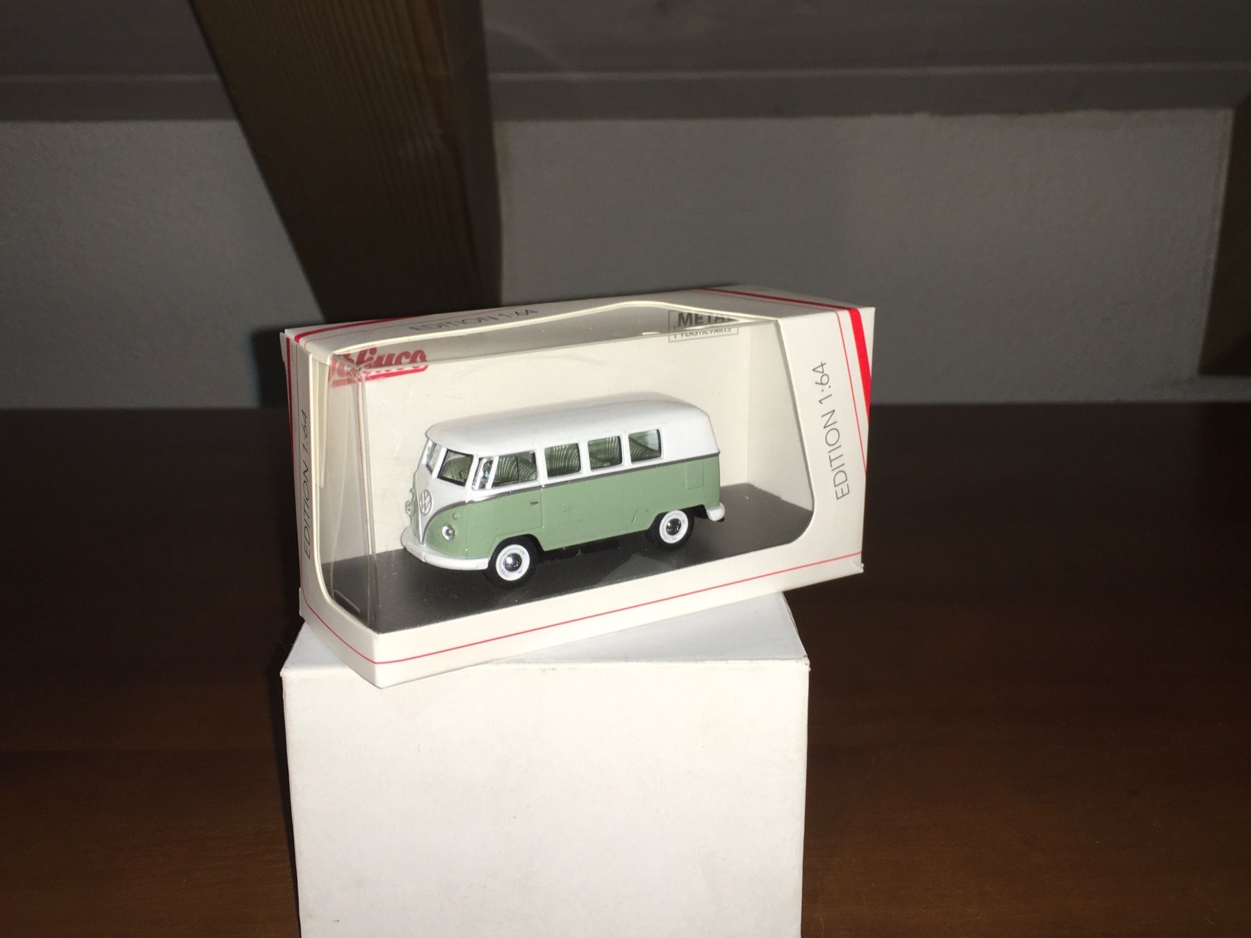 Volkswagen Modellini d'auto: VW T1 Bus 1/64 no Mini GT – Nuovo e nell'imballaggio originale da Wohlen AG venduto da PrivatSammlung
