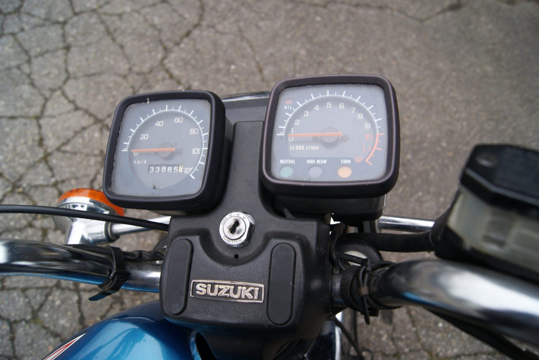 Suzuki Strada: Suzuki ZR 5 S  45km oder offen 80kmh – Usato da huttwil venduto da Pakora 3
