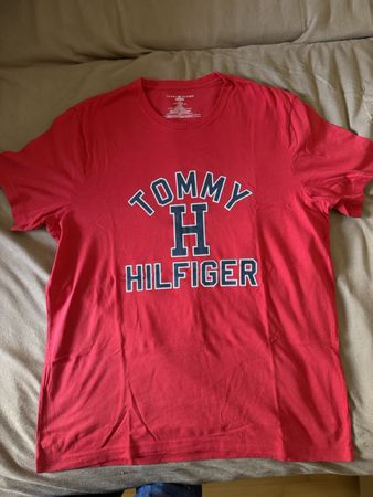 Tommy Hilfiger