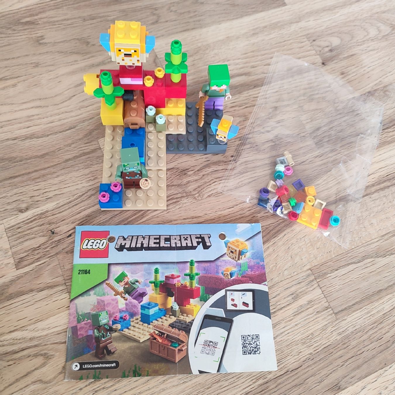 Lego Giocattoli: LEGO Minecraft - Das Korallenriff - Set 21164 – Usato da Unterägeri venduto da Kudu25