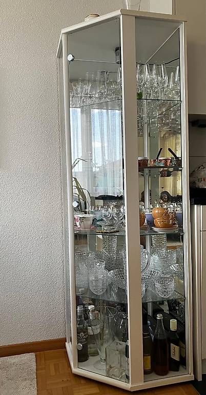 Vitrines: Glas Vitrine – D'occasion à Zürich par Norelie