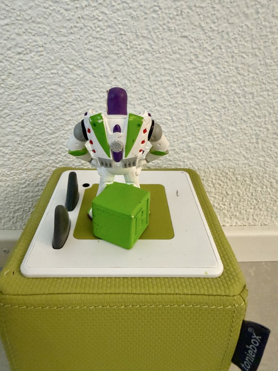 Tonies Statuette: Toniefigur - Toy Story 2 Buzz – Usato da Muri AG venduto da proxy_00 2