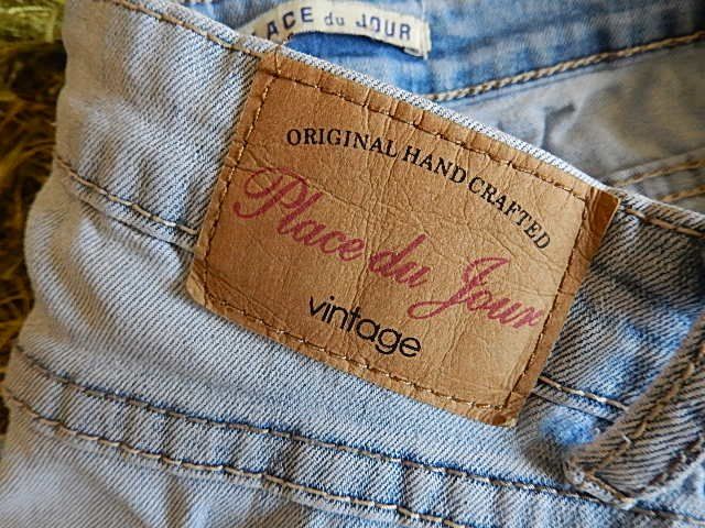 Jeans: JEANS Place du jour – Usato da Aesch venduto da alaine6262 5