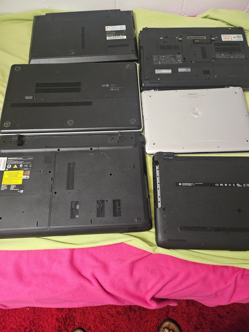 Lenovo Notebook: Diverse laptop 3.gut andre teil defekt – Usato da St. Gallen venduto da Audi-sq5 2